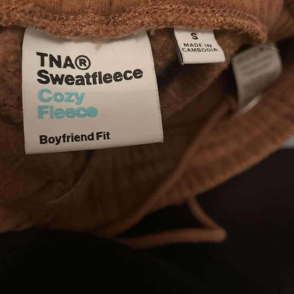 TNA Aritzia boyfriend fit brown bottoms